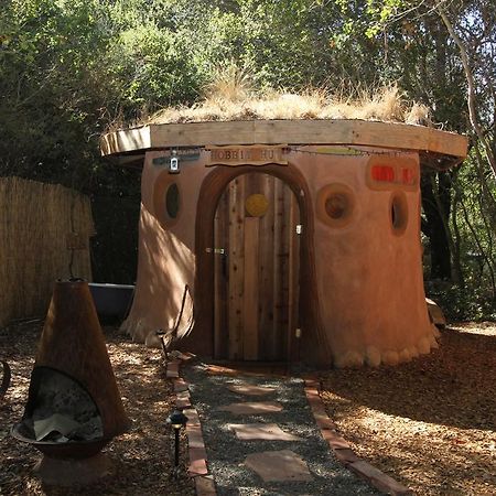 Hotel Hobbit Hut Geyserville Pokoj fotografie