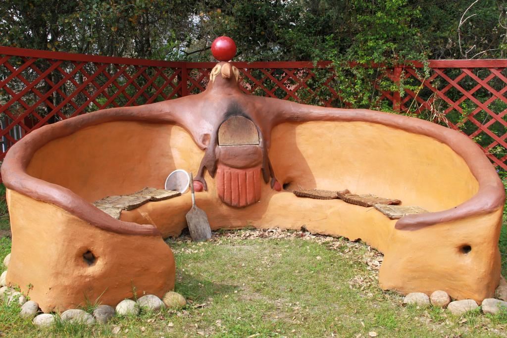 Hotel Hobbit Hut Geyserville Exteriér fotografie